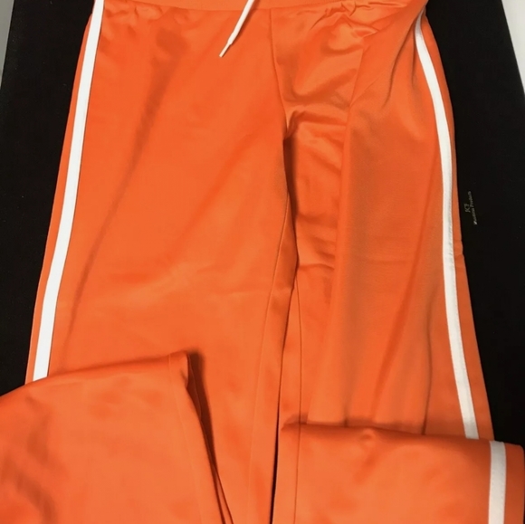 NWT Hooters small tracksuit - Picture 4 of 5